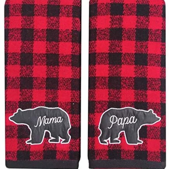 St. Nicholas Square Christmas Bath Hand Towels Set Of 2 NWT - Picture 1 of 2